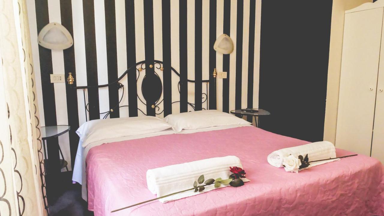 Hotel Romadelante Extérieur photo