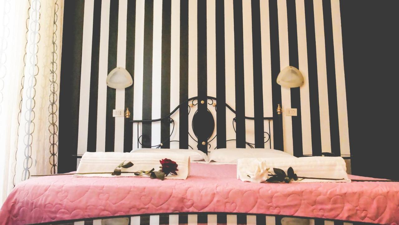 Hotel Romadelante Extérieur photo